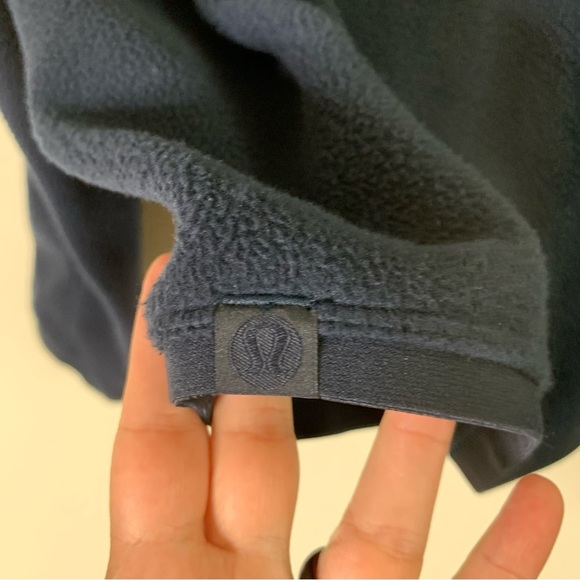 Lululemon Mens navy oversized fit fleece half zip sweater L - Picture 8 of 9